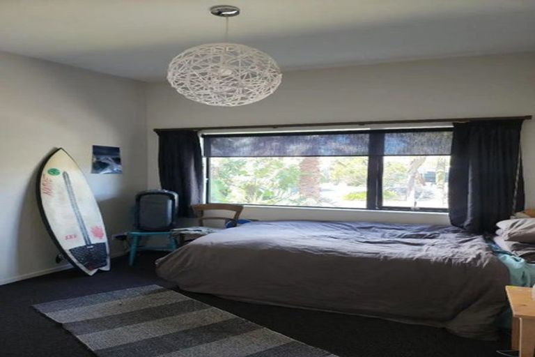 Photo of property in 1152b South Road, Oakura, 4314