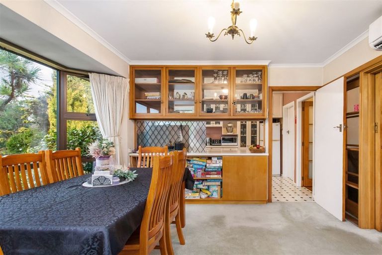 Photo of property in 15 Sevenoaks Drive, Bryndwr, Christchurch, 8053