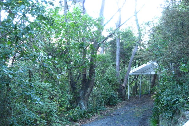 Photo of property in 16 Totara Street, Ravensbourne, Dunedin, 9022