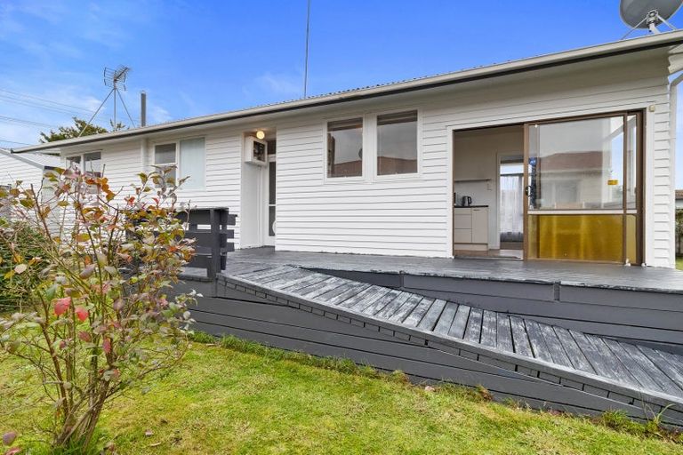 Photo of property in 57 Mansel Avenue, Hillcrest, Hamilton, 3216