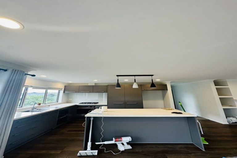 Photo of property in 34a Schnapper Rock Road, Schnapper Rock, Auckland, 0632