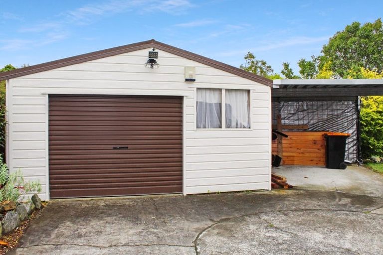 Photo of property in 21 Rosedale Crescent, Cloverlea, Palmerston North, 4412
