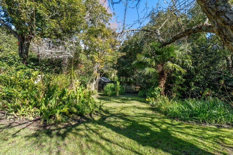 Photo of property in 85 Cockle Bay Road, Cockle Bay, Auckland, 2014
