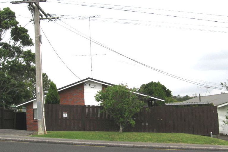Photo of property in 1/53 Ocean View Road, Hillcrest, Auckland, 0627