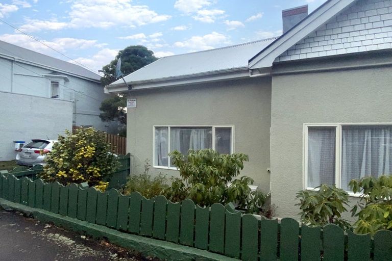 Photo of property in 19 Queen Street, North Dunedin, Dunedin, 9016