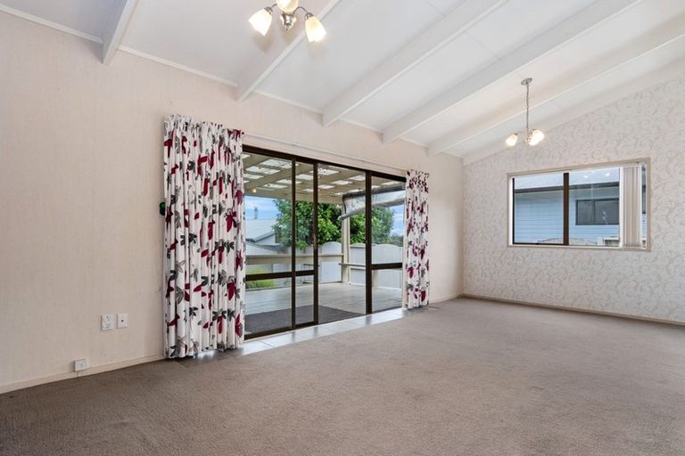 Photo of property in 18 Victory Street, Welcome Bay, Tauranga, 3112