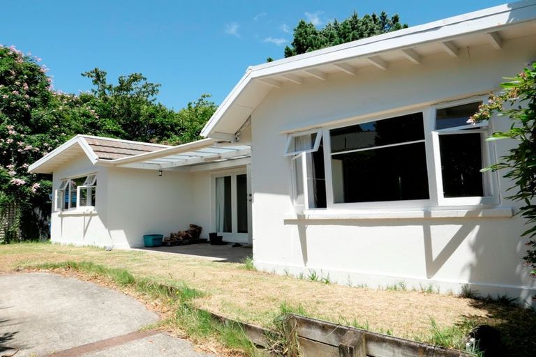 Photo of property in 74 Matai Road, Raumati South, Paraparaumu, 5032