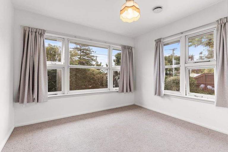 Photo of property in 10 Haslett Place, Upper Riccarton, Christchurch, 8041
