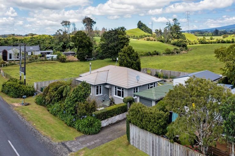 Photo of property in 6 Hurworth Road, Hurworth, New Plymouth, 4371