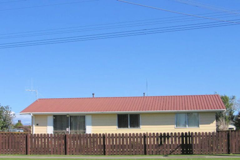 Photo of property in 38 Norbiton Road, Foxton, 4814