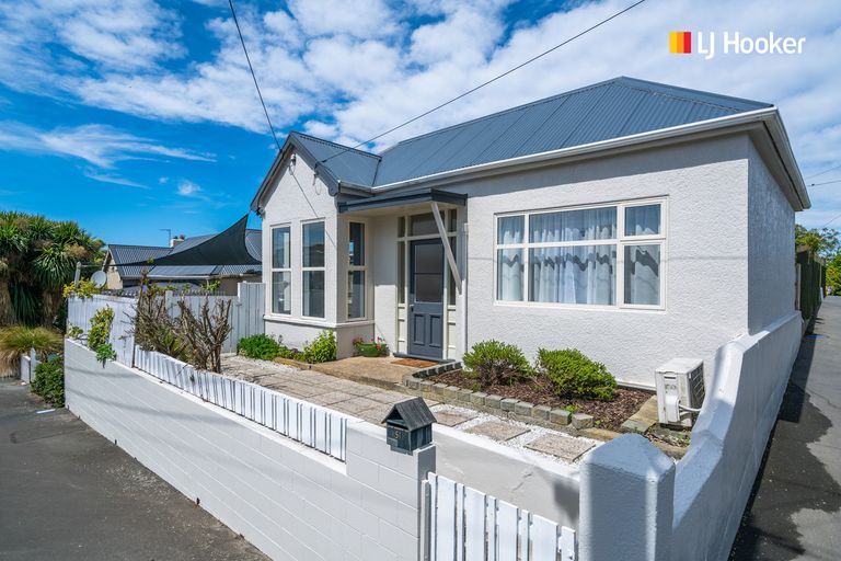 Photo of property in 51 Russell Street, Dunedin Central, Dunedin, 9016