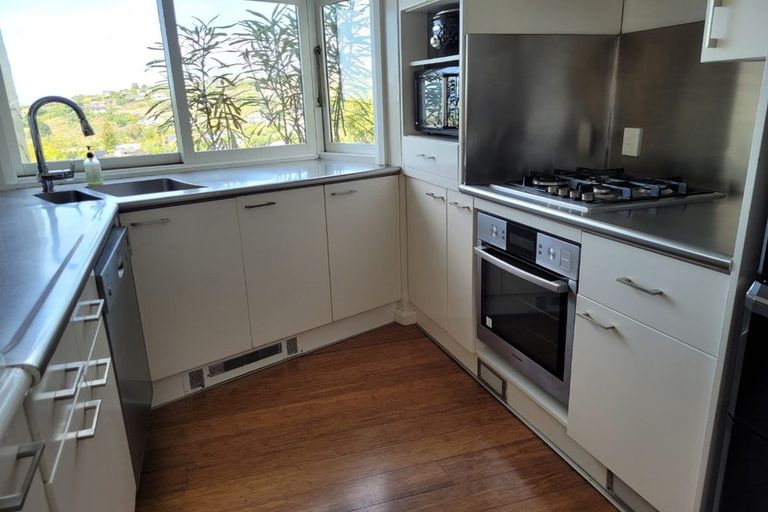 Photo of property in 58 Mount Pleasant Road, Mount Pleasant, Christchurch, 8081