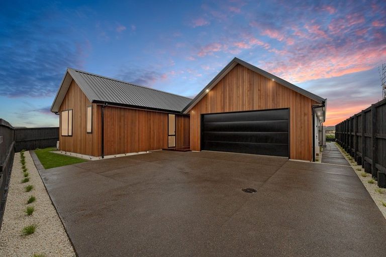 Photo of property in 26 Purser Crescent, Flagstaff, Hamilton, 3210