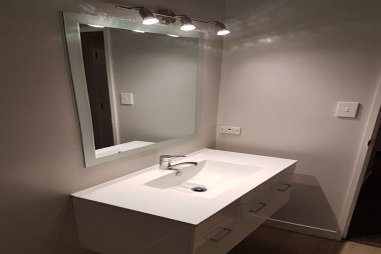 Photo of property in 7 Bay Vista Drive, Red Beach, 0932