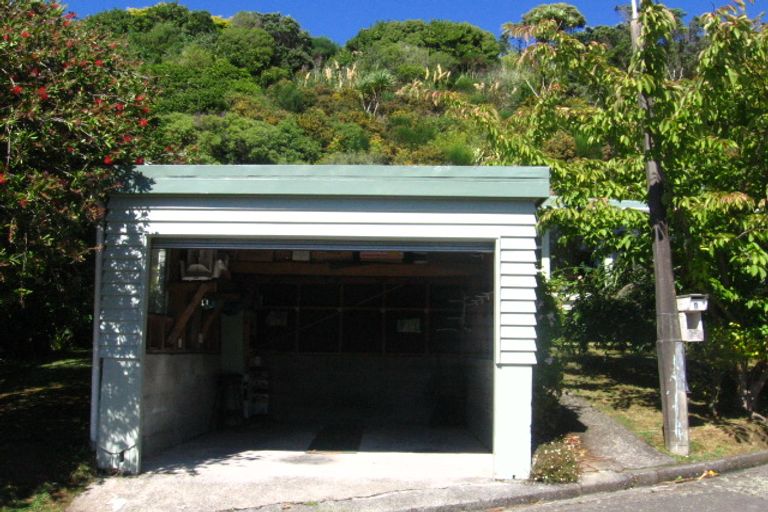 Photo of property in 9 Arden Way, Wilton, Wellington, 6012