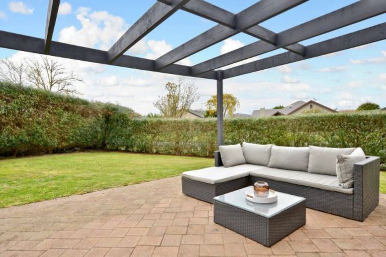 Photo of property in 39 Cairns Crescent, Rototuna, Hamilton, 3210