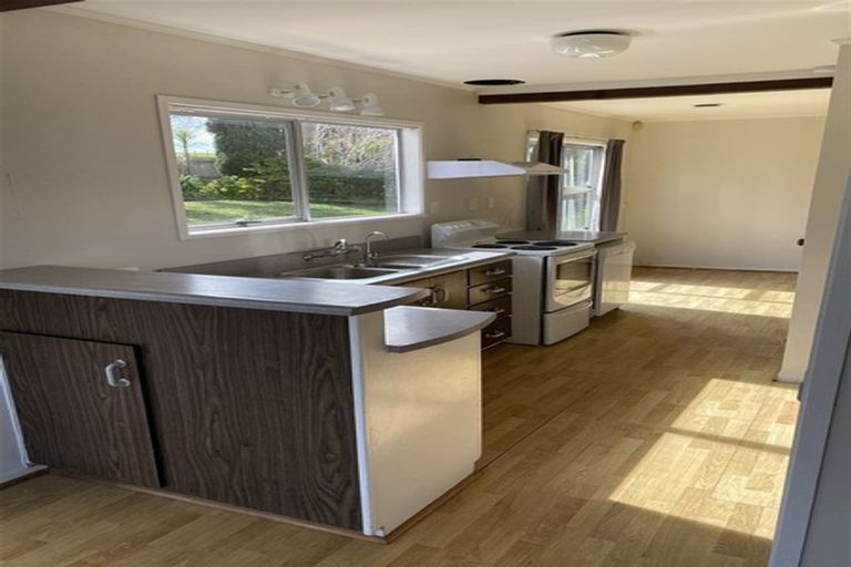 Photo of property in 4 Tadley Court, Goodwood Heights, Auckland, 2105