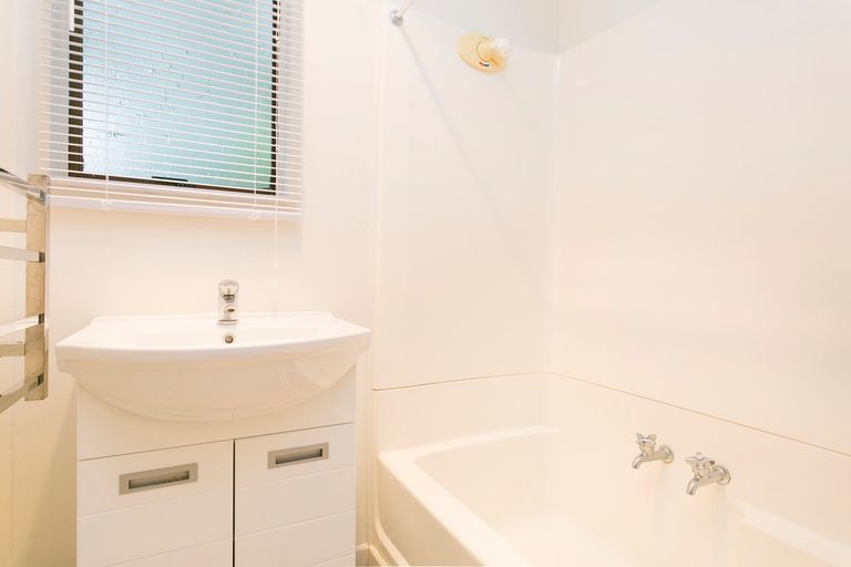 Photo of property in 4 Rawhiti Street, Taupo, 3330