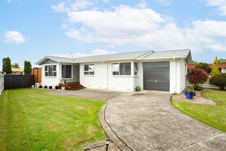 Photo of property in 15 Margaret Place, Deanwell, Hamilton, 3206