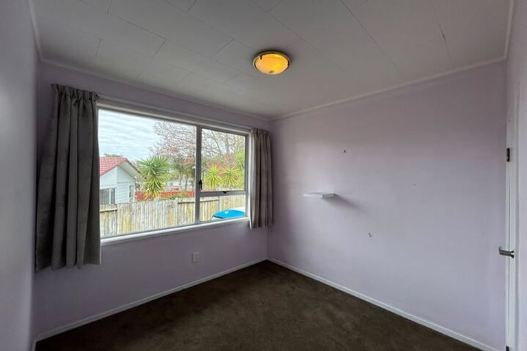 Photo of property in 17 Cunliffe Place, Glenfield, Auckland, 0629