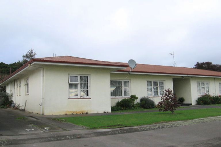 Photo of property in 24-26 Freyberg Street, Roslyn, Palmerston North, 4414
