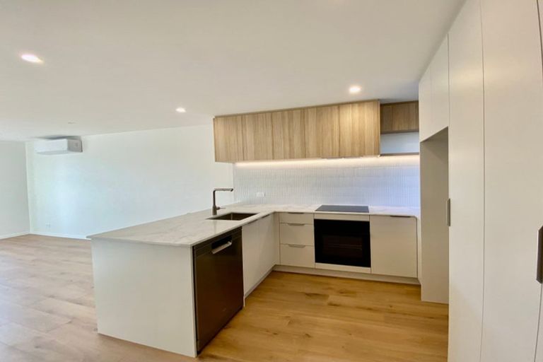 Photo of property in 232 Geraldine Street, Edgeware, Christchurch, 8013