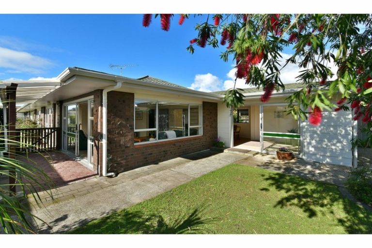 Photo of property in 2/14 Alice Avenue, Orewa, 0931
