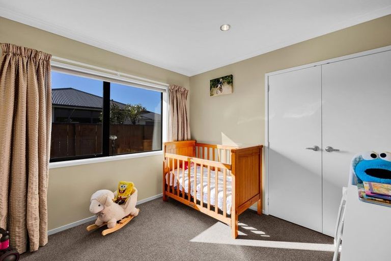 Photo of property in 12 Nikau Place, Hawera, 4610