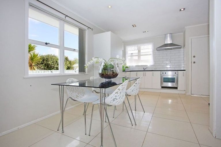 Photo of property in 20 Brentford Place, Manurewa, Auckland, 2102