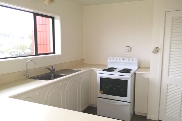 Photo of property in 9/10 Hunter Street, Hamilton Lake, Hamilton, 3204