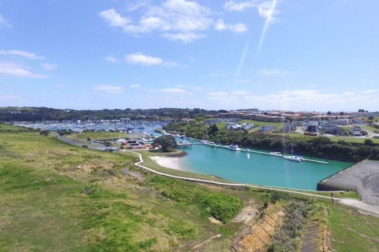 Photo of property in 79a Pinecrest Drive, Gulf Harbour, Whangaparaoa, 0930