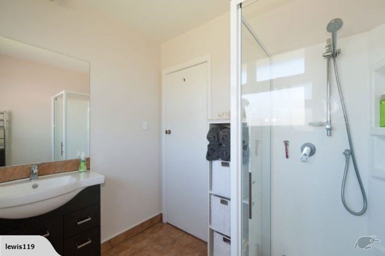 Photo of property in 51 Maidstone Road, Ilam, Christchurch, 8041