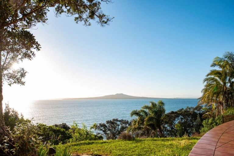 Photo of property in 7 Kitchener Road, Takapuna, Auckland, 0622