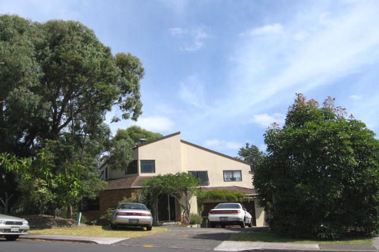 Photo of property in 2 Centorian Drive, Windsor Park, Auckland, 0632