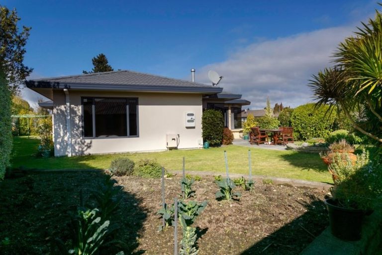 Photo of property in 32 Balmoral Drive, Hilltop, Taupo, 3330