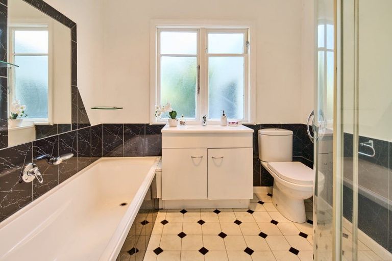 Photo of property in 10 Bentinck Street, Wallaceville, Upper Hutt, 5018