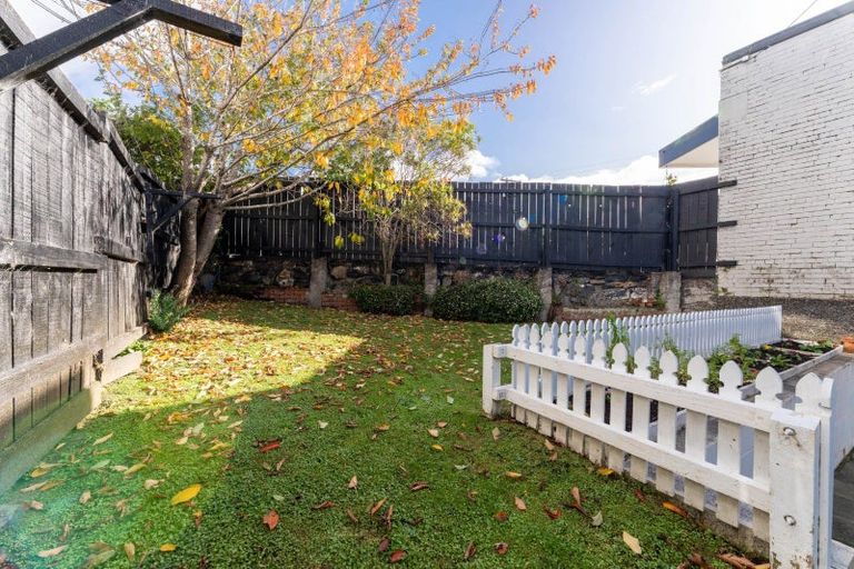 Photo of property in 31 Hart Street, Belleknowes, Dunedin, 9011