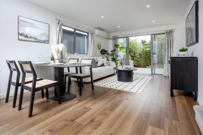 Photo of property in 32b Gulf View Road, Murrays Bay, Auckland, 0630