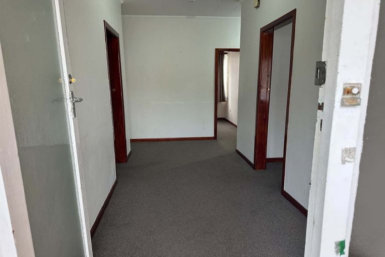 Photo of property in 82 Kauri Street, Miramar, Wellington, 6022
