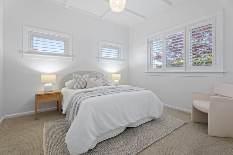Photo of property in 9 Watea Road, Sandringham, Auckland, 1025