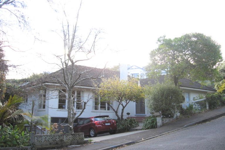 Photo of property in 20 Thompson Road, Bluff Hill, Napier, 4110