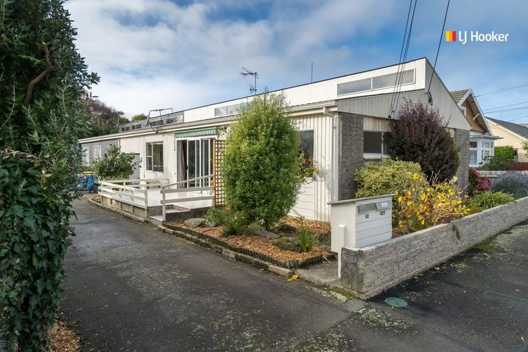 Photo of property in 42a Beach Street, Saint Clair, Dunedin, 9012
