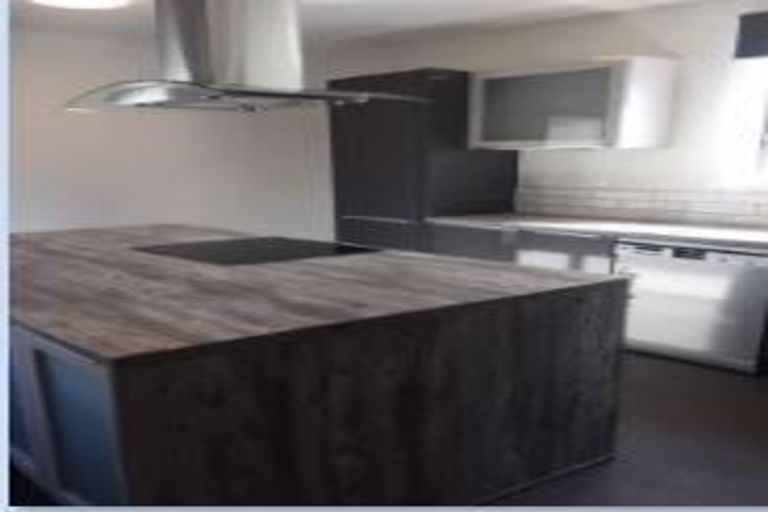 Photo of property in 57 Aorangi Road, Bryndwr, Christchurch, 8053