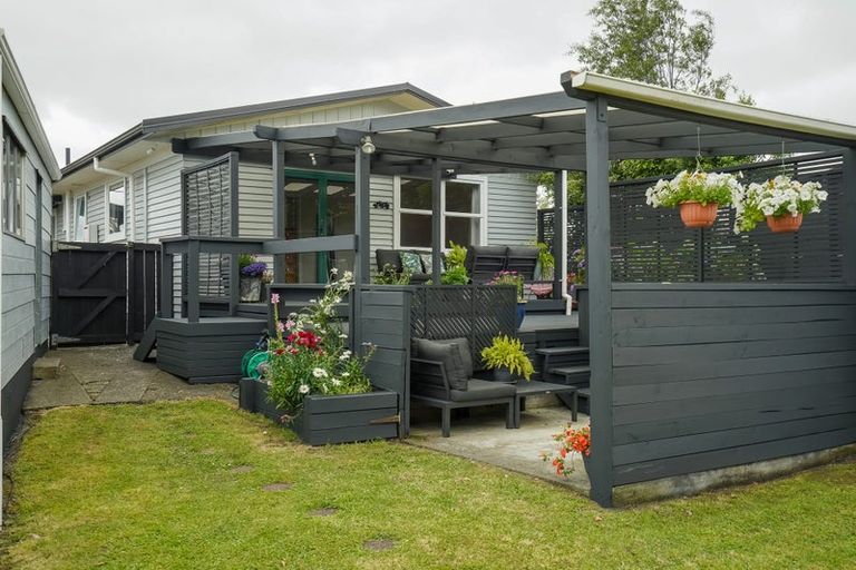 Photo of property in 37 Frederick Drive, Dinsdale, Hamilton, 3204