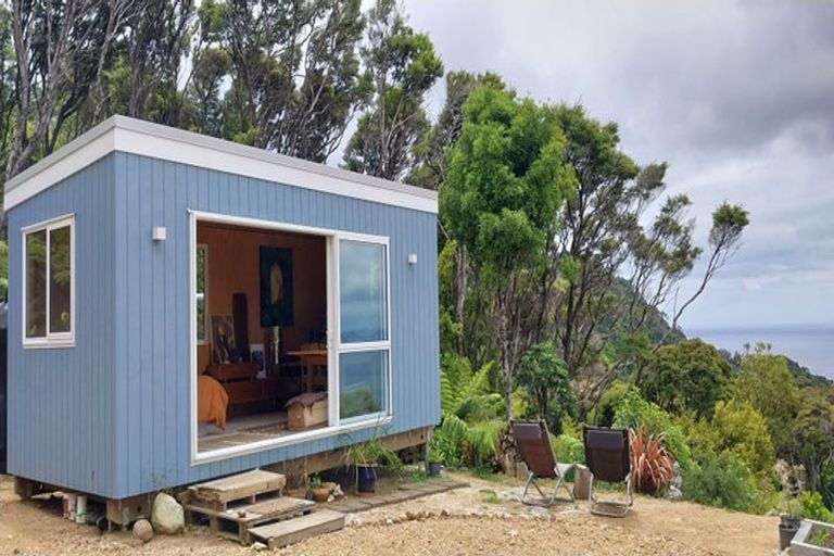 Photo of property in 525a Tuateawa Road, Tuateawa, Coromandel, 3583