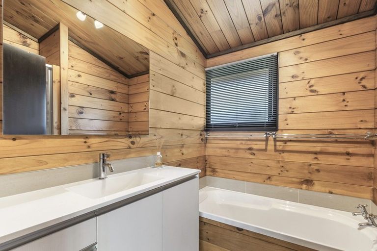 Photo of property in 34 Te Rewha Street, Turangi, 3334