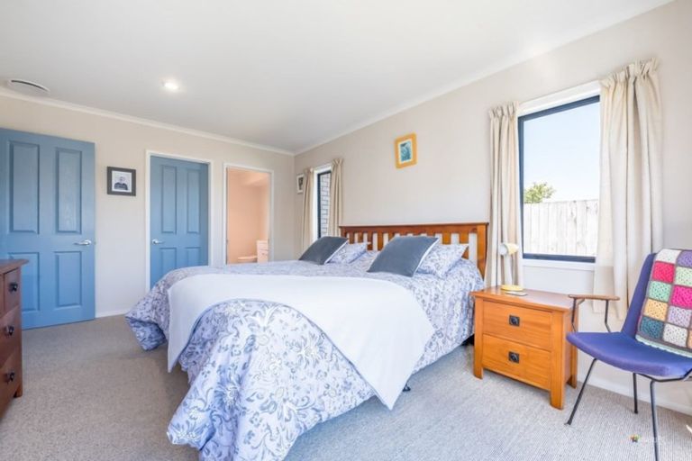 Photo of property in 4 Fraser Colman Grove, Wainuiomata, Lower Hutt, 5014