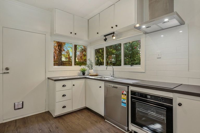 Photo of property in 103 Beckford Road, Opawa, Christchurch, 8023