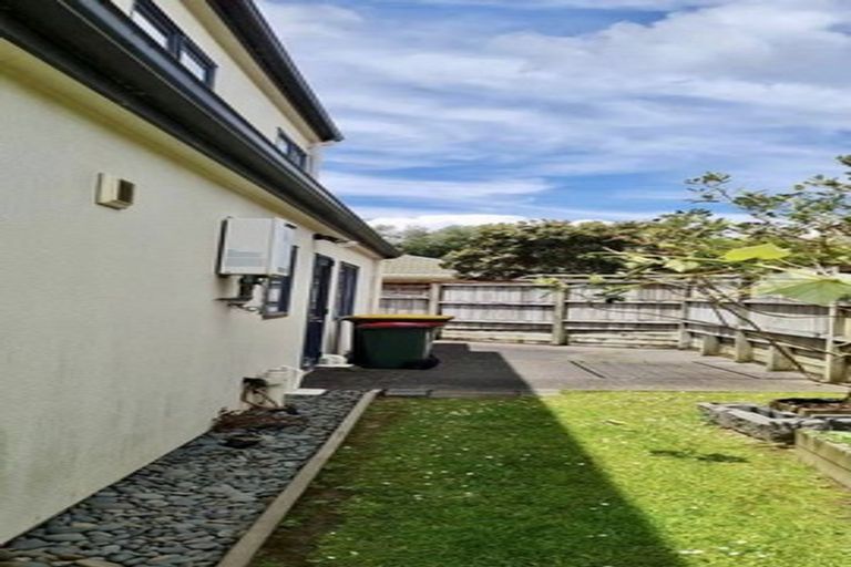 Photo of property in 30 Stellamaris Way, Northpark, Auckland, 2013