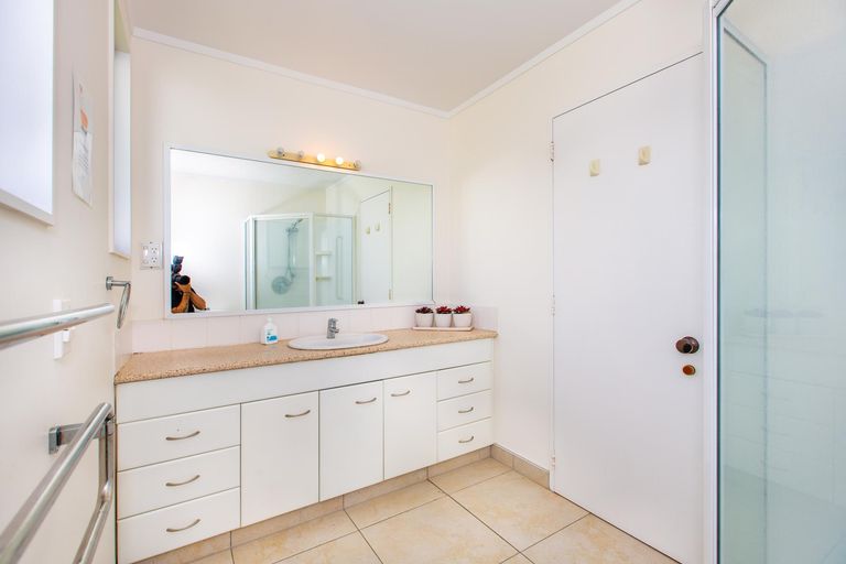 Photo of property in 11 Wainamu Road, Raglan, 3297